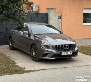 Mercedes CLA 180
