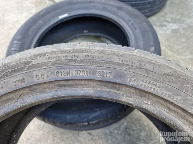 Dve dobre letnje gume 18 ice CONTINENTAL 245 40 18 sa 5.5mm