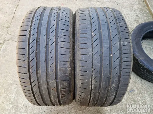 Dve dobre letnje gume 18 ice CONTINENTAL 245 40 18 sa 5.5mm