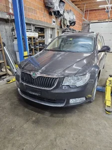 Skoda Superb 2012 3.6v6 24v automat delovi tek stigla