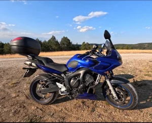 Yamaha FZ6