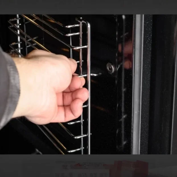 Ugradna digitalna električna rerna 7+program 78 lt. (Nova)