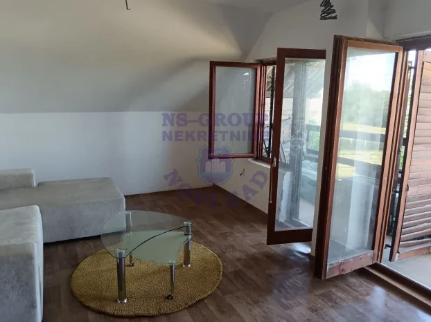 Sremska Mitrovica, Divoš, 2.0 dvosobna, 80 m²