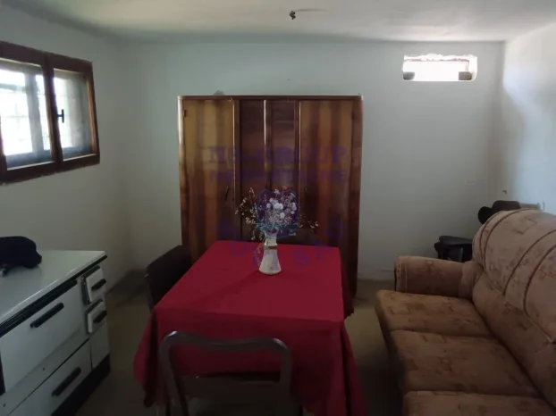 Sremska Mitrovica, Divoš, 2.0 dvosobna, 80 m²