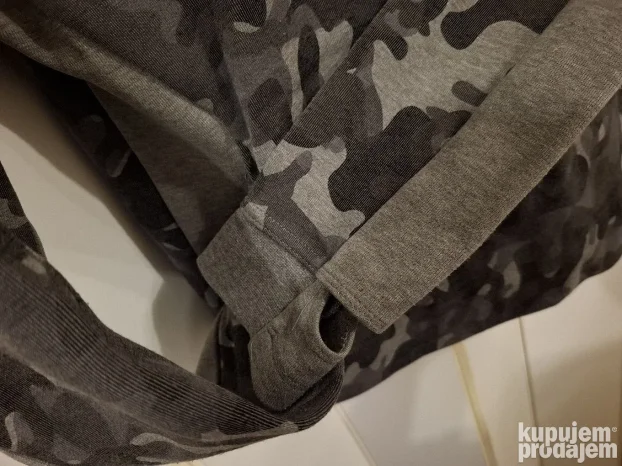 Duks Nike veličina XS