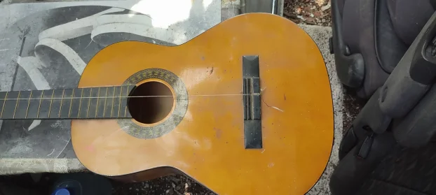 gitara akusticna classico