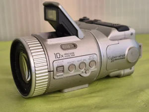 Sony DSC-F505, kultni klasik