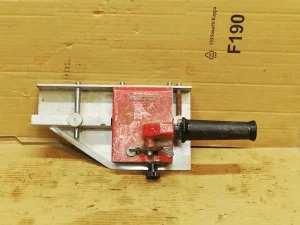 Nož Roberts za rezanje podnih obloga