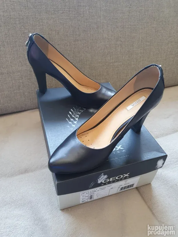 Geox ženske cipele br.37.5 (D24X8A)