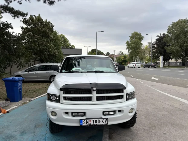 1999 Dodge RAM 2500 sport
