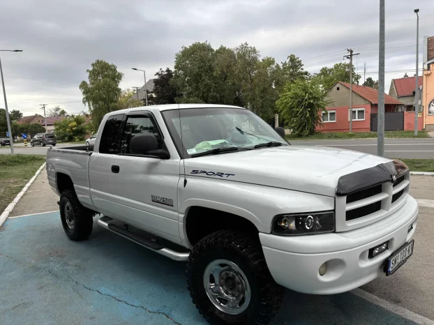 1999 Dodge RAM 2500 sport