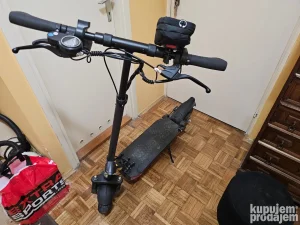 Joyor Y6S električni trotinet, registrovan