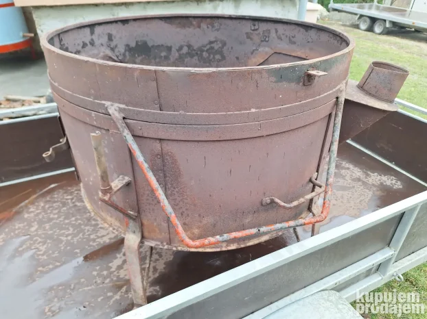 Kazan delovi-Kapa i Ložište