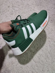 ADIDAS zelene patike br 39 i 1/3 ORIGINAL - kao nove