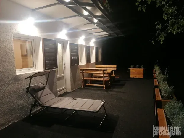 Sremska Kamenica, 4.0 četvorosobna, 92 m²