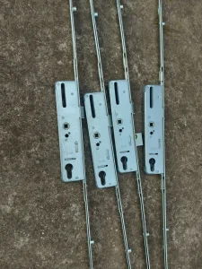 Petozatvorne brave za PVC vrata Kale i Worne