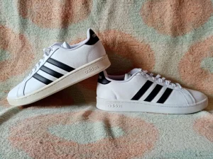 ORIGINAL NOVE Adidas patike 44 (28cm) F36392