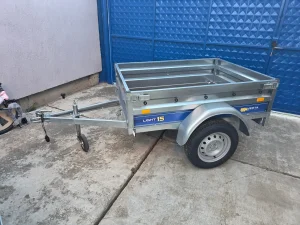 autoprikolica vesta light 15