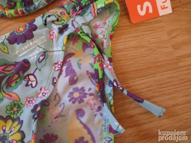 Nov bikini kupaci kostim.   SOLA  br34  donet iz nemacka