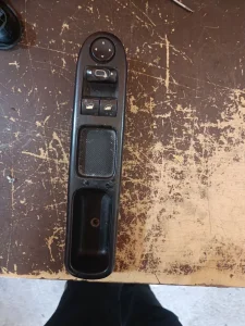 prekidac prozora pezo 307