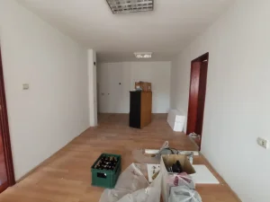 Izdaje se stan u kući 56m2