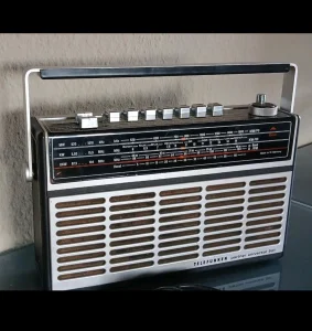 Radio Telefunken partner univerzal 501