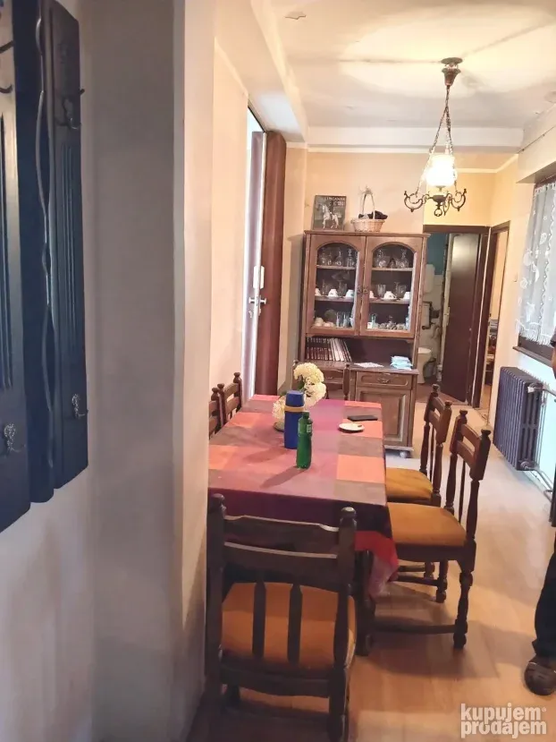 Aerodrom, 4.0, 85 m²