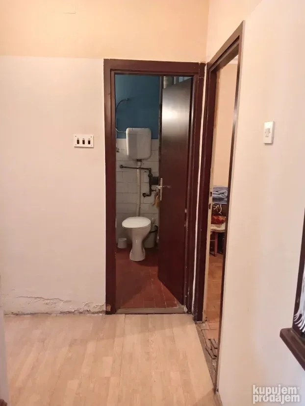 Aerodrom, 4.0, 85 m²