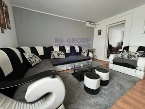 Sremski Karlovci, Centar, 3.0 trosobna, 94 m²