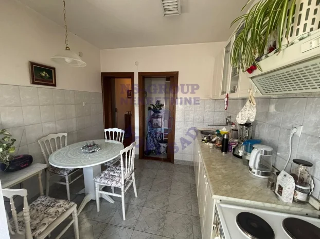 Detelinara, 3.0 trosoban, 68 m²