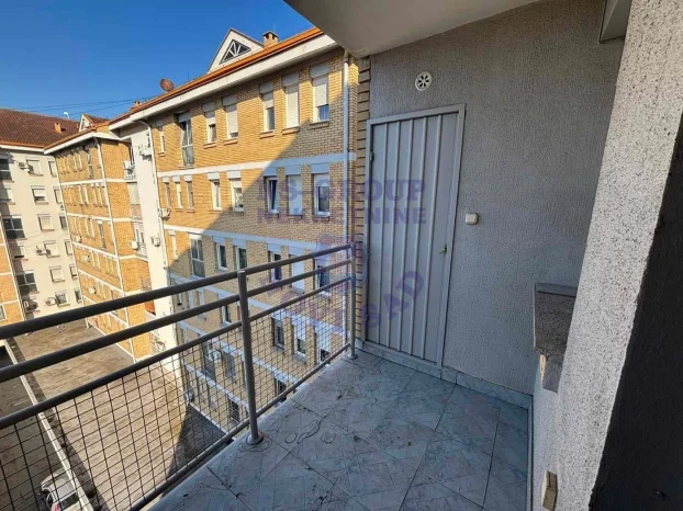 Detelinara, 3.0 trosoban, 68 m²