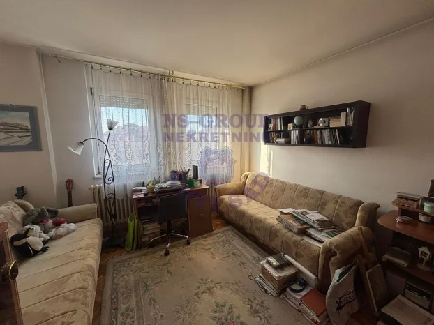 Detelinara, 3.0 trosoban, 68 m²