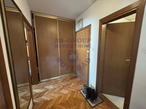 Detelinara, 3.0 trosoban, 68 m²