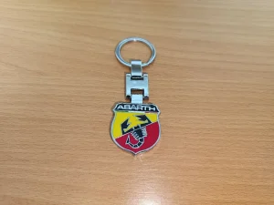 Privezak Abarth / Abart. Novo.