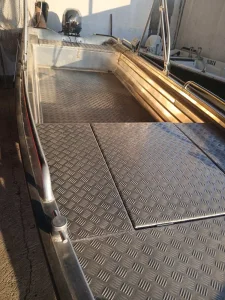 Alunautika 5.5m + Yamaha 30 novo + Garmin