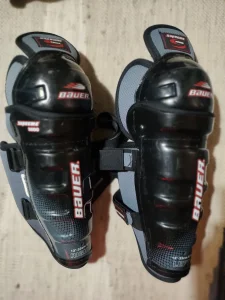 BAUER profesionalni hokejaški štitnici