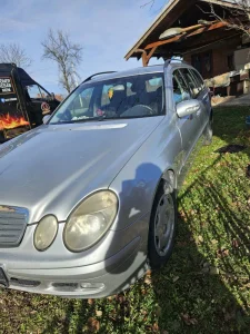 Mercedes E 270