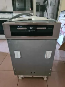 Bauknecht polu ugradna sudo masina 45cm