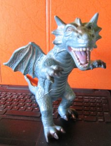 Dragon čuvar mobilnog telefona