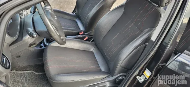 2012 Opel Corsa D 1.4 REZERVISANO