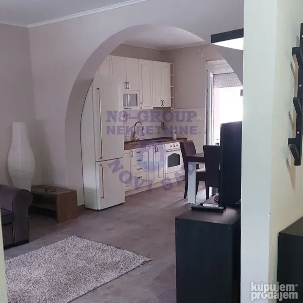 Poslovni prostor, 393m2, Klisa.