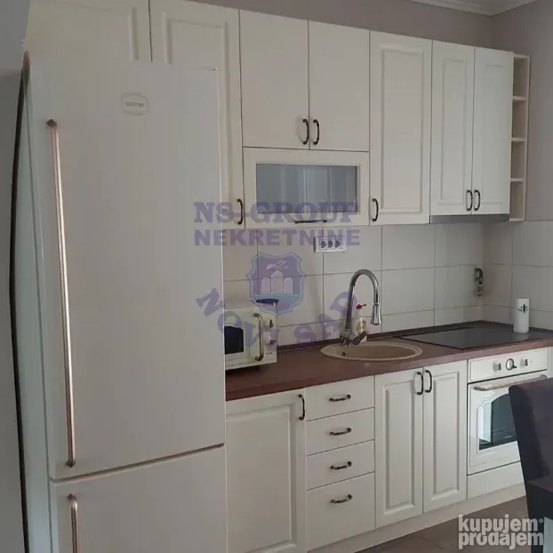 Poslovni prostor, 393m2, Klisa.