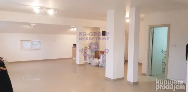 Poslovni prostor, 393m2, Klisa.