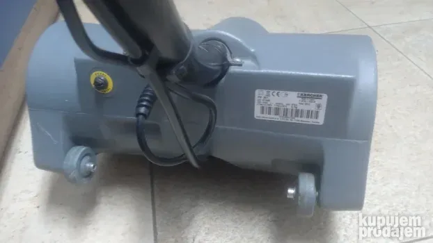 Karcher puzzi 10/2 ekstrakciona roto cetka