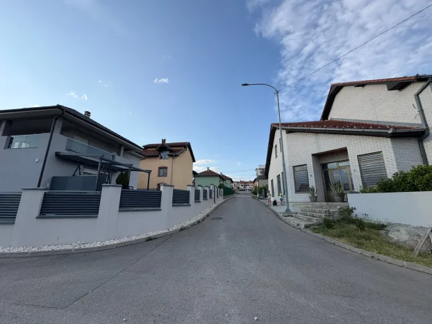 Poslovni prostor izdavanje 115 m2, Aerodrom