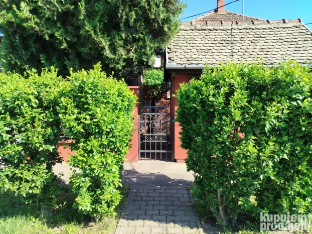 Sombor, Gornja Varoš, 3.0 trosobna, 123 m²