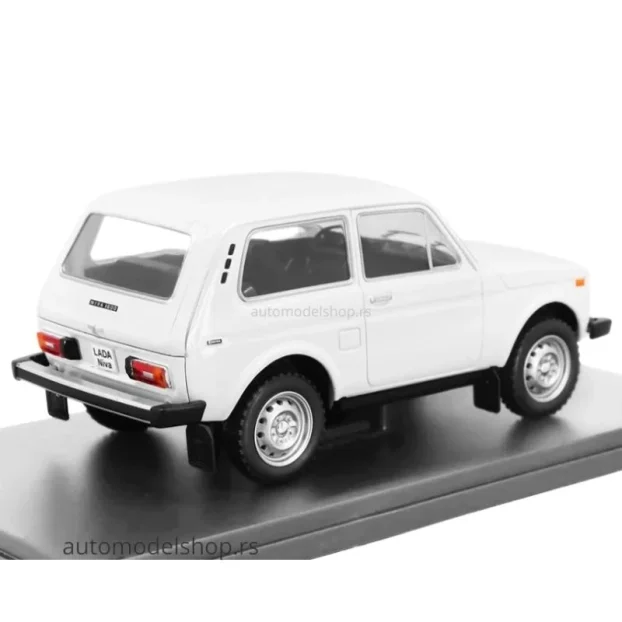 Lada Niva - White - 1977, 1:24