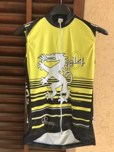 Kvalitetan, atraktivan, biciklistički/triatlon prsluk, L