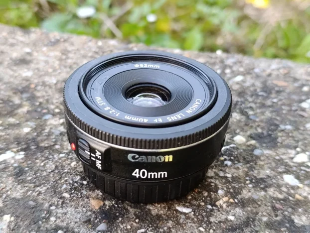 Canon EF 40mm f2,8 - KupujemProdajem