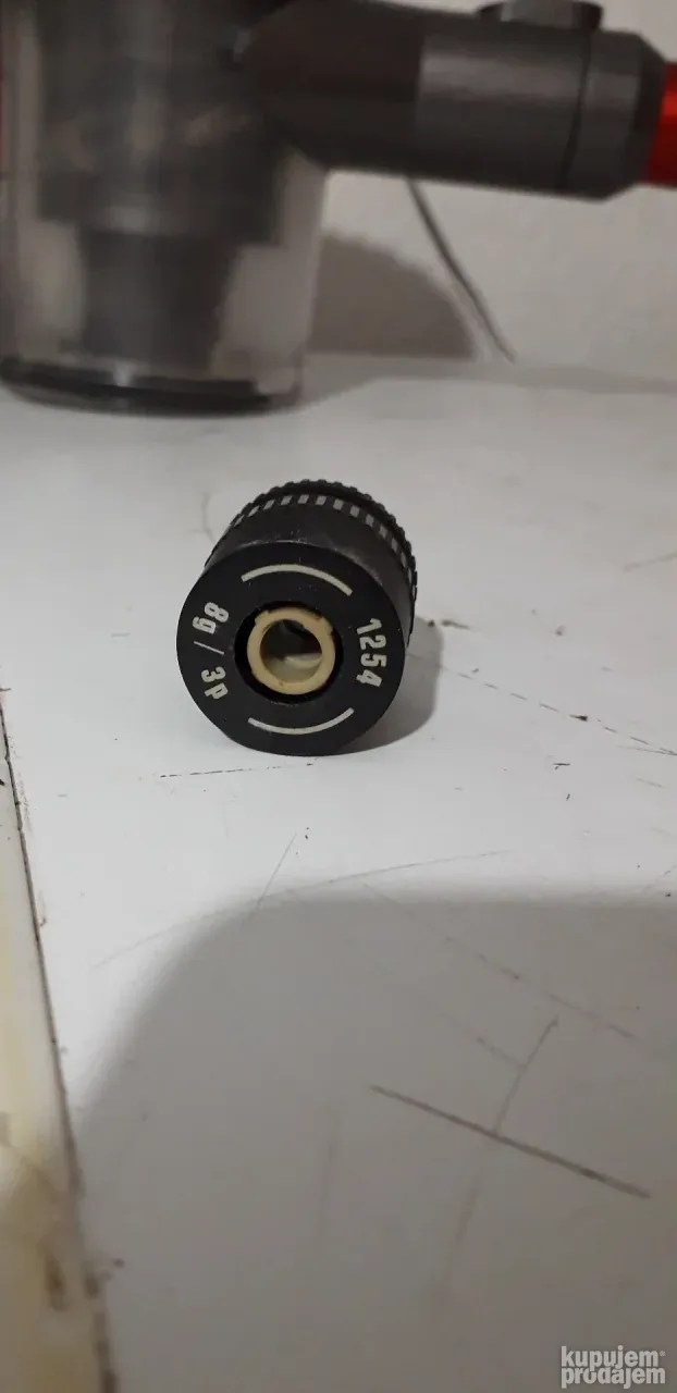 Teg za gramofon Dual